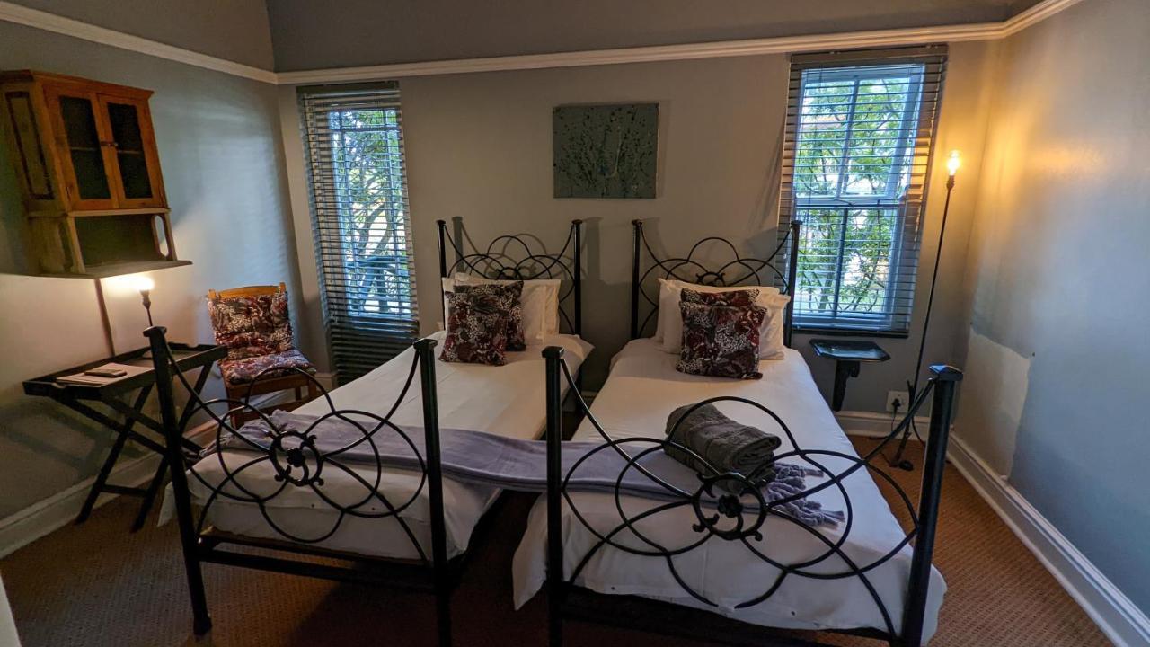 Wayside Guest house 3*