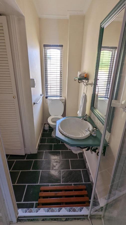Wayside Guest house Knysna