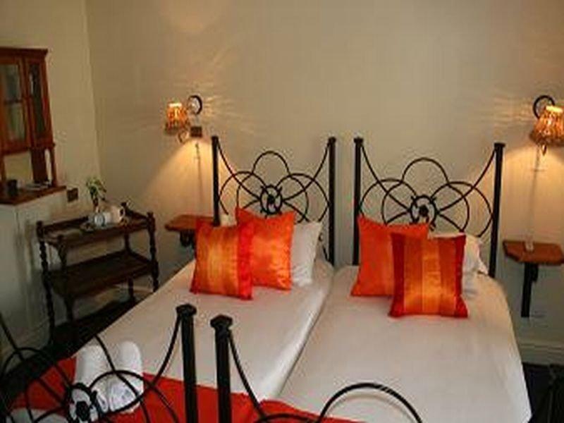 Wayside 3*
